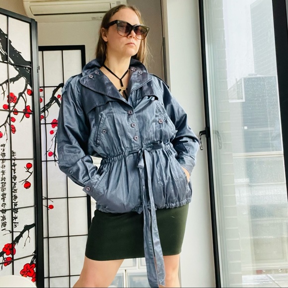 🚢 Reformation Vintage Metallic Belted Satin Trench Coat - Picture 15 of 16